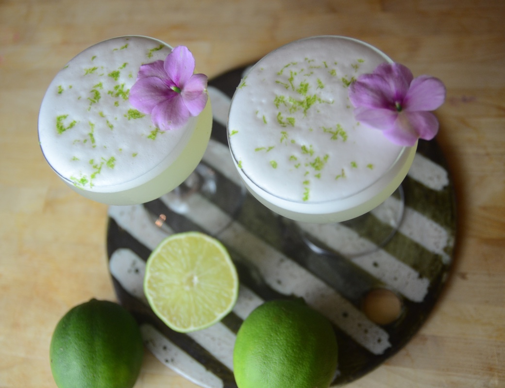 lime pisco cocktail