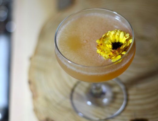 chamomile martini with gin and honey and pomelo