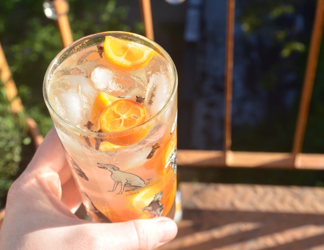 kumquat gin and tonic