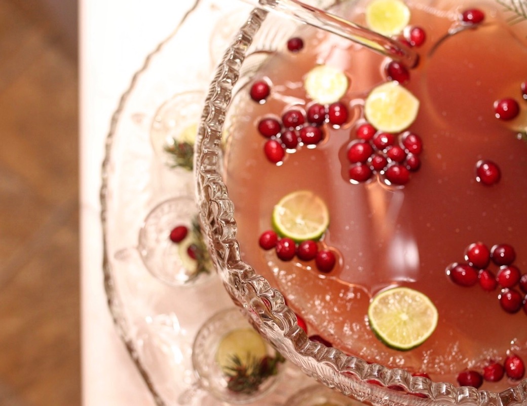 cranberry ginger punch in vintage bowl